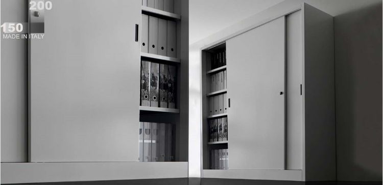 Immagine di Armadio metallo cm. 150 x 45 x 200(H)