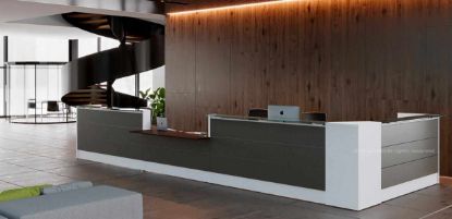 Immagine di Bancone reception piano colloquio