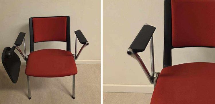 Sedia ufficio con tavoletta antipanico fine esposizione, telaio cromato, sedile e schienale rivestiti in tessuto cat. B colore B750, braccioli fissi in alluminio lucido e tavoletta ribaltabile.