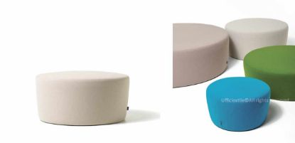 Pouf rotondo imbottito Ufficiostile con diametro 87 cm, interni in legno, piedini in polipropilene e rivestimento ignifugo in Trevira CS, codice prodotto ITDMCI07.