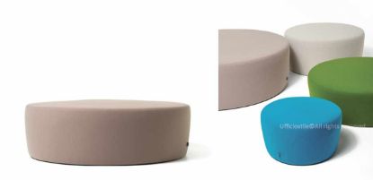 Pouf rotondo imbottito Ufficiostile con diametro 137 cm, interni in legno, piedini in polipropilene e rivestimento ignifugo in Trevira CS, codice prodotto ITDMCI08.