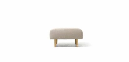 Pouf da 82 cm con interni in legno, imbottitura in poliuretano espanso, struttura in acciaio verniciato bianco, piedini in rovere e rivestimento in poliestere Trevira CS®.