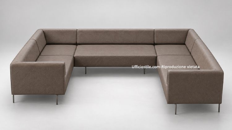 Divano componibile Klit per ufficio, reception e aree lounge, formato da cinque moduli con schienale liscio configurabili in soluzioni lineari o angolari, rivestimento tecnico in P.V.C., cotone e poliuretano con certificazione di reazione al fuoco.