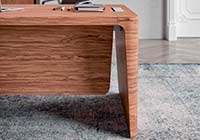 Linea 610 scrivania design in legno impiallacciato