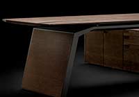 Metar scrivania direzionale design con piano impiallacciato